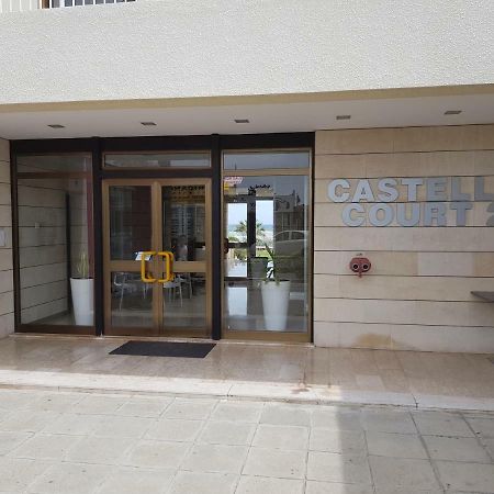Haig'S Dream Flat On The Beach Larnaca Bagian luar foto
