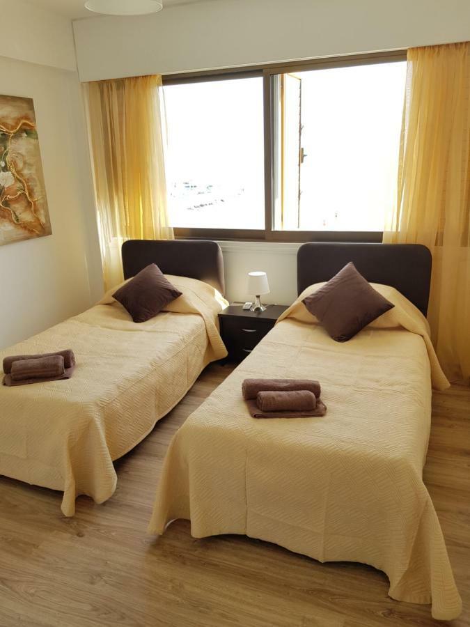 Haig'S Dream Flat On The Beach Larnaca Bagian luar foto